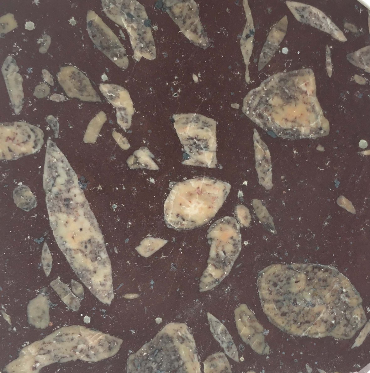 pn-0160_rombeporfyr-skoppum