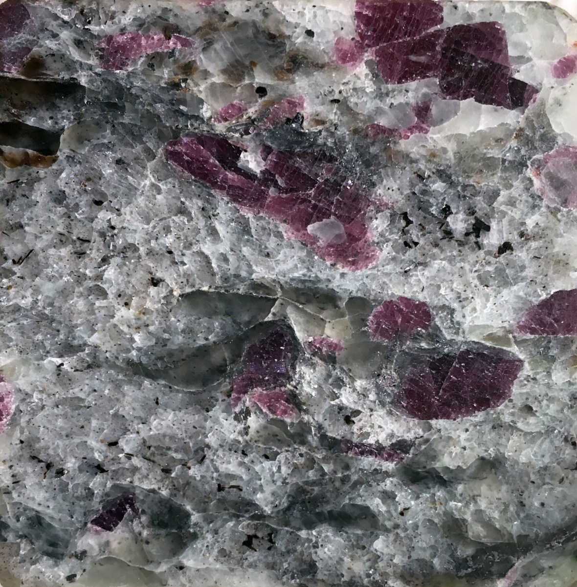 pn-0162-korund-froland